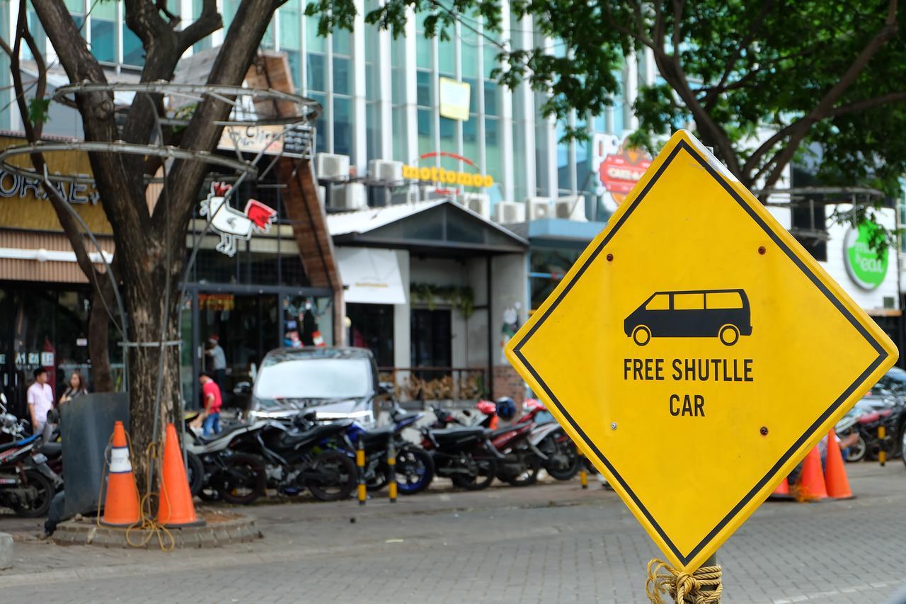 Homiestay Jakarta Buitenkant foto