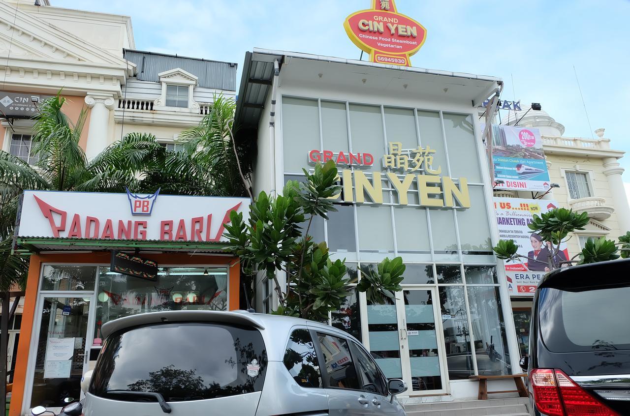Homiestay Jakarta Buitenkant foto