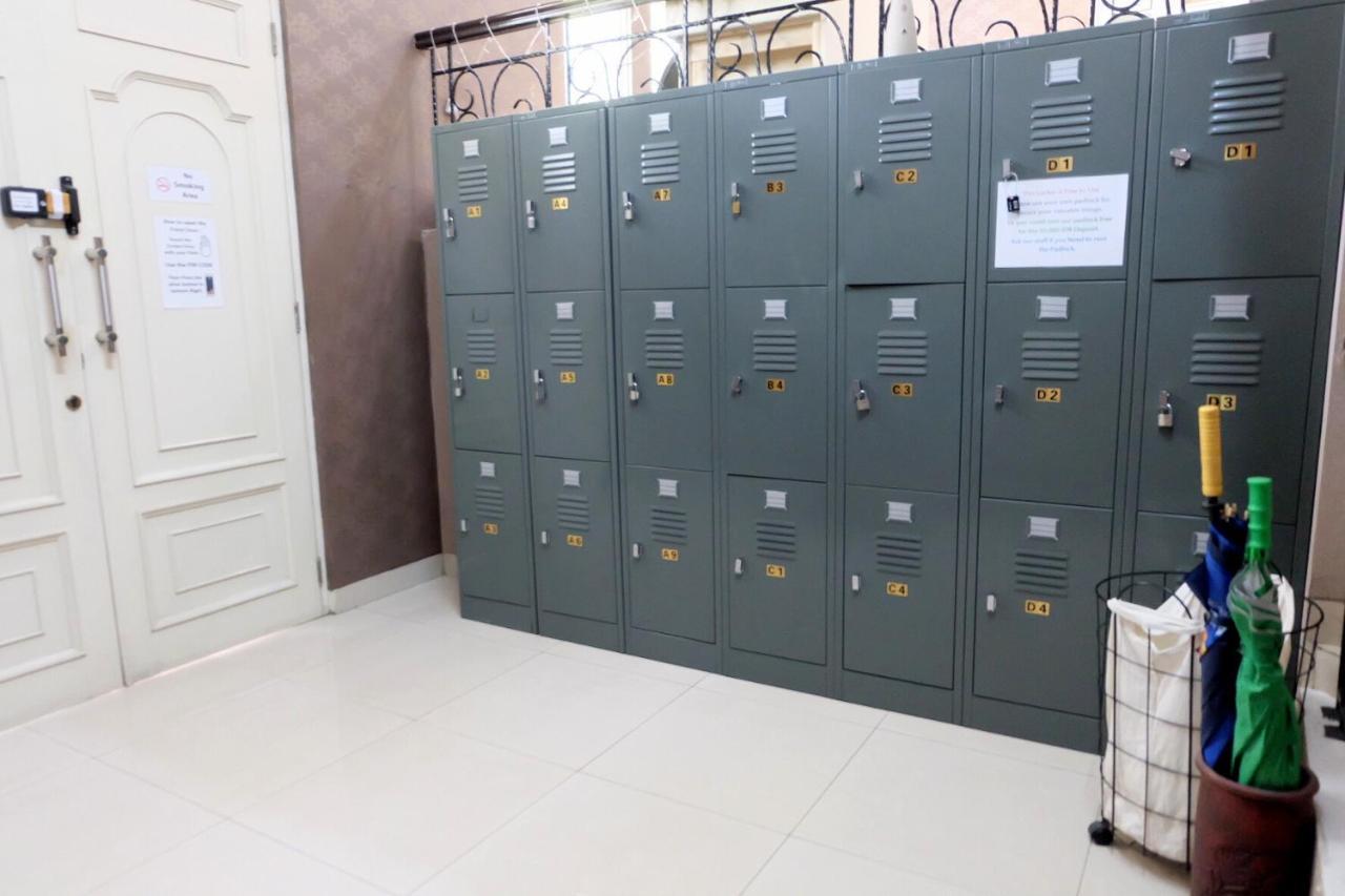 Homiestay Jakarta Buitenkant foto