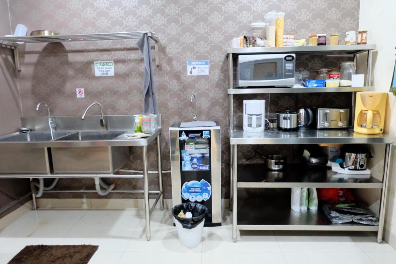 Homiestay Jakarta Buitenkant foto