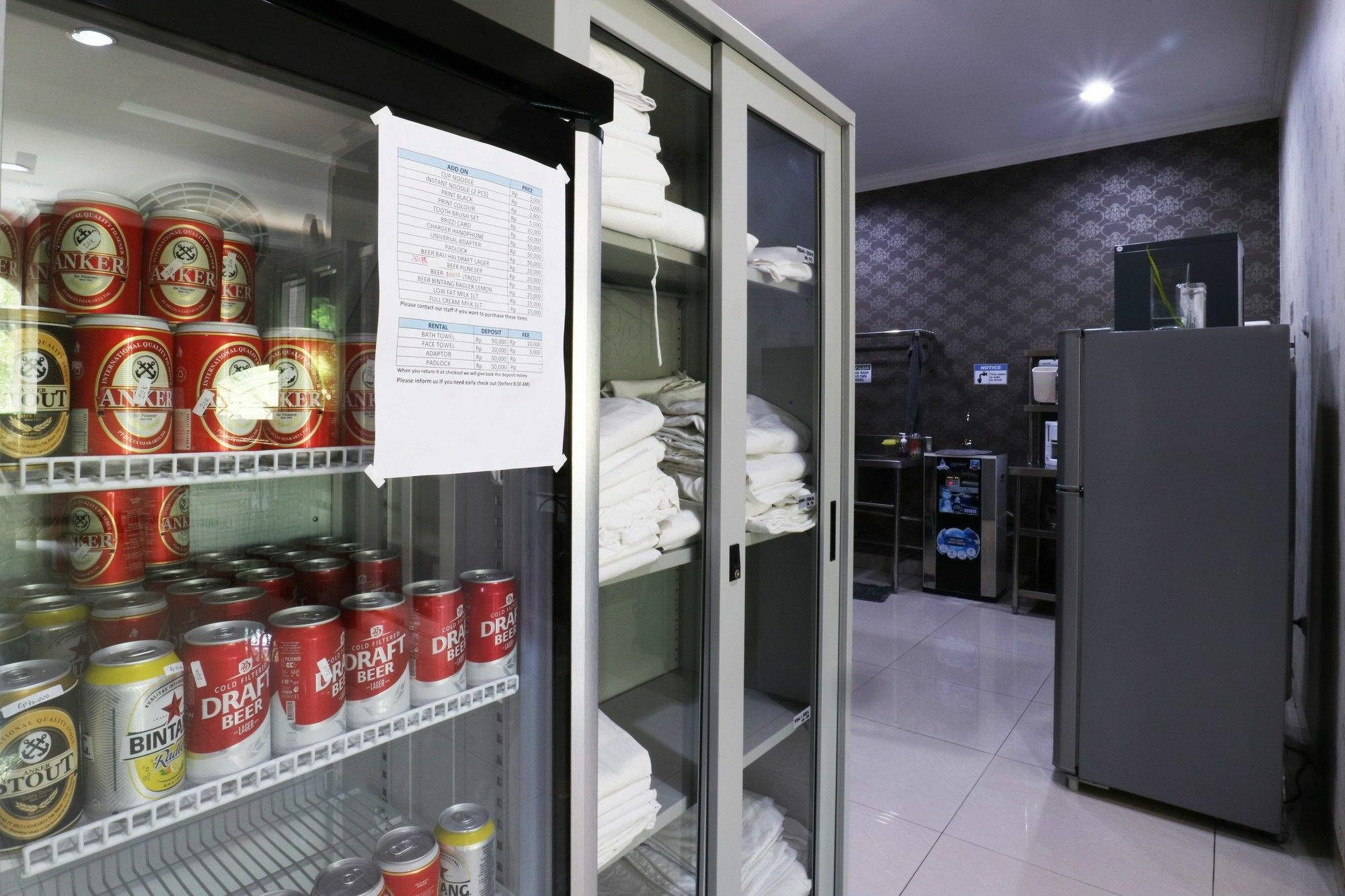 Homiestay Jakarta Buitenkant foto